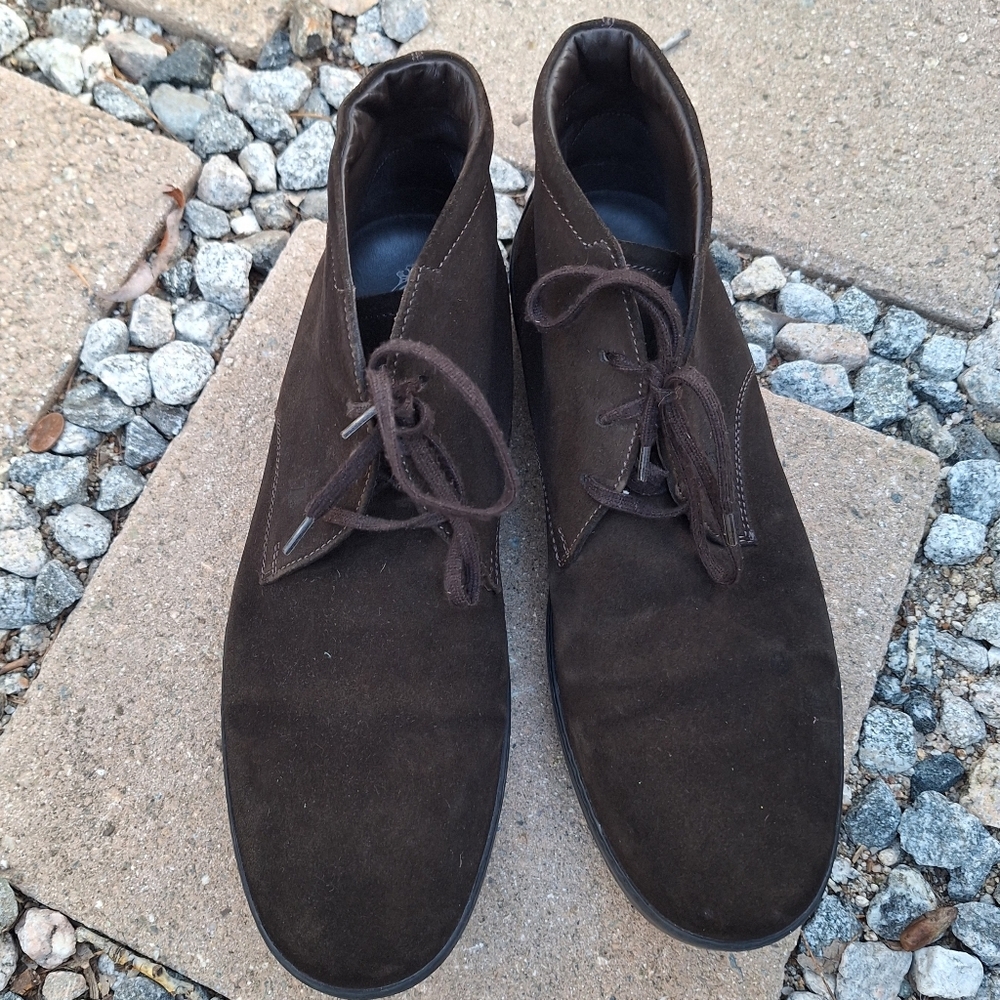 Tod's Made In Italy Dark Brown Suede Size 9